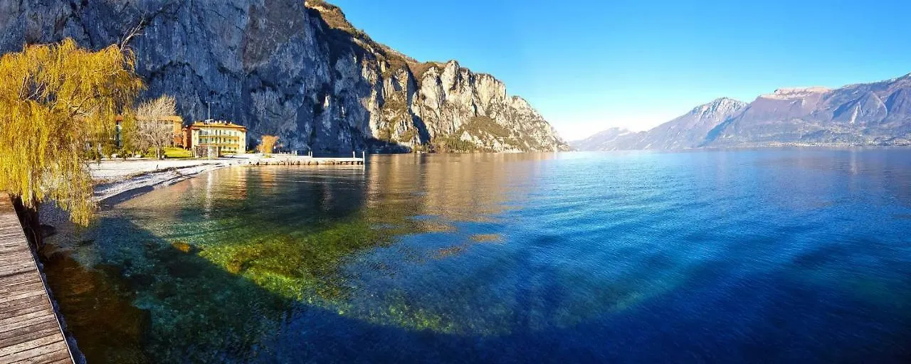 Campione Splendid View By Gardadomusmea Apartment Campione del Garda
