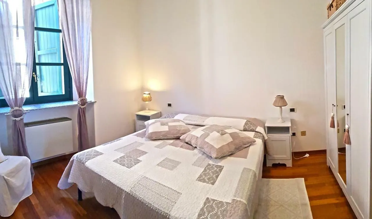 Campione Splendid View By Gardadomusmea Apartment Campione del Garda 0*,  Italy